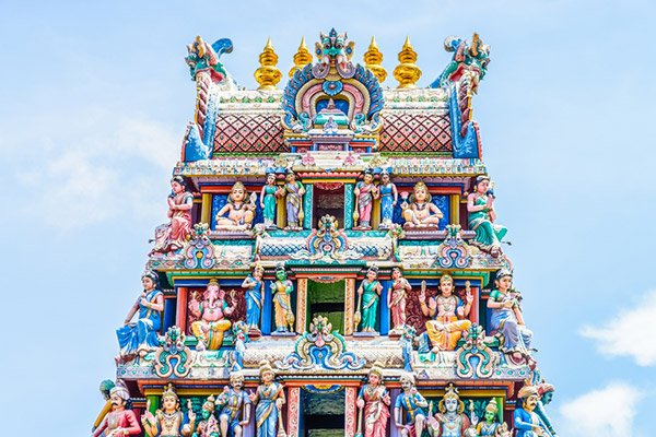 Aanmigam-Agila-Ulaga-Vel-Thirumadam