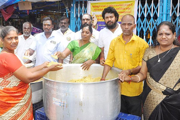 Food-Donation-Agila-Ulaga-Vel-Thirumadam